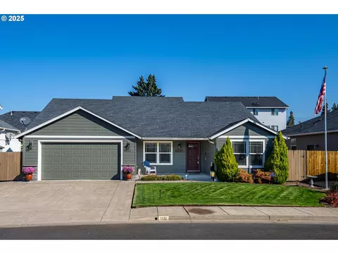 1122 Swale Ridge Loop, Creswell, OR 97426