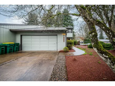 51945 SW 4th St, Scappoose, OR 97056