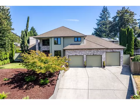 2538 E Lynnwood Dr, Longview, WA 98632