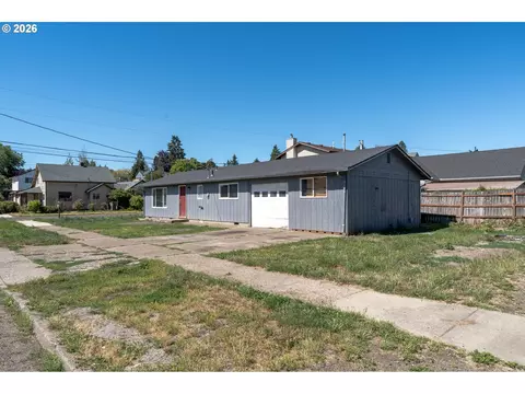 544 SW 1st St, Sheridan, OR 97378