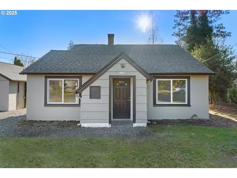 1386 G St, Washougal, WA 98671
