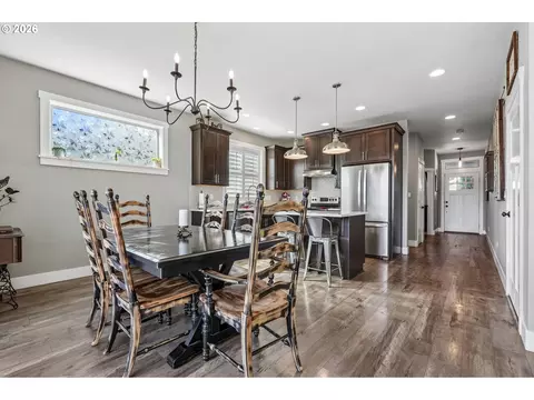 Dining - 1086 E 1st Ave, Estacada, OR 97023 photo 1 of 3