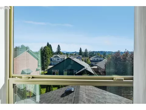 View/Area - 1086 E 1st Ave, Estacada, OR 97023 photo 1 of 1