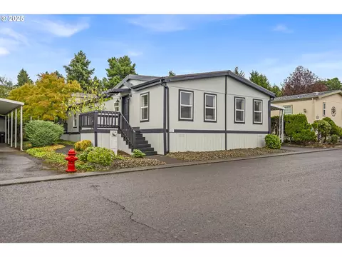 10400 SE Cook Ct #109, Milwaukie, OR 97222
