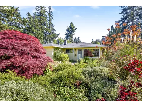 13334 SE Clay St, Portland, OR 97233