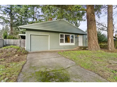14035 SE Harrison St, Portland, OR 97233