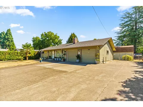 2255 SE Thompson St, Corvallis, OR 97333