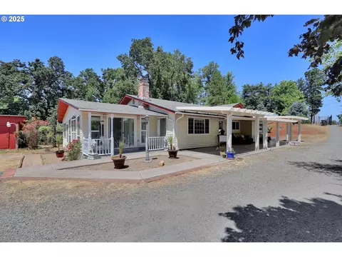 4705 Jasper Rd, Springfield, OR 97478