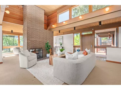 2300 Parkside Ln, Eugene, OR 97403 photo 6