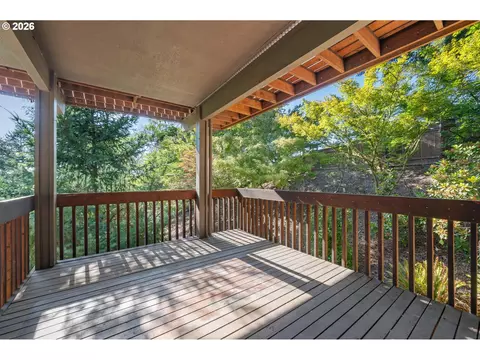 2300 Parkside Ln, Eugene, OR 97403 photo 31