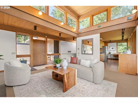 2300 Parkside Ln, Eugene, OR 97403 photo 8