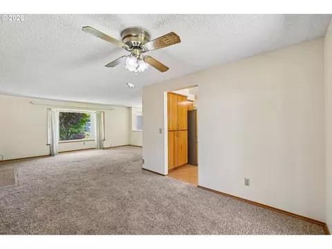Living - 1485 SE 11th St, Gresham, OR 97080 photo 6 of 7