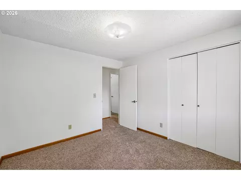 Bedroom - 1485 SE 11th St, Gresham, OR 97080 photo 2 of 6