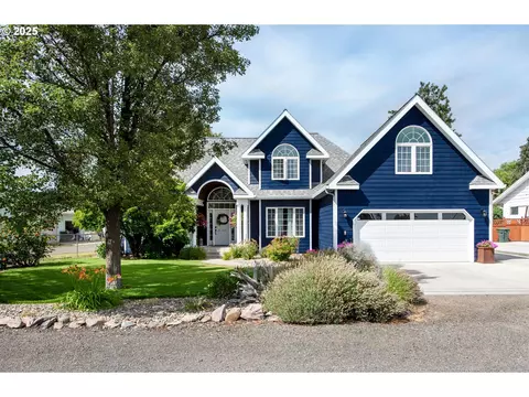 2311 E L Ave, La Grande, OR 97850