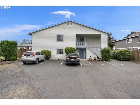 2229 Hawthorne St, Forest Grove, OR 97116