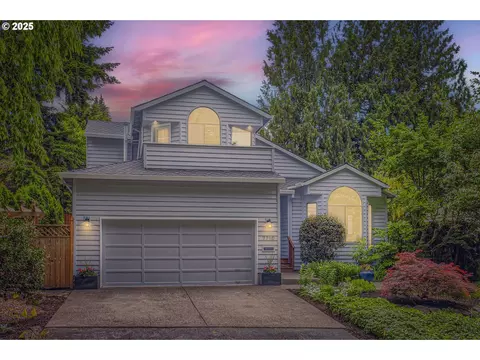 7710 SW Ruby Ter, Portland, OR 97219