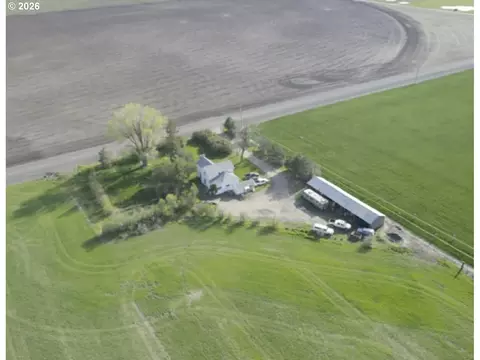 63563 Booth Ln, La Grande, OR 97850