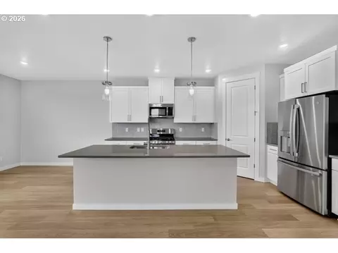 Kitchen - 3793 SW Phyllis Ave, Gresham, OR 97080 photo 1 of 3