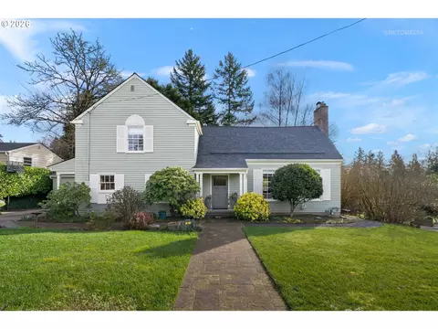 2600 SW Crestdale Dr, Portland, OR 97225