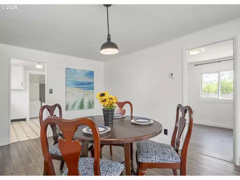 Dining - 1875 W 18th Ave, Eugene, OR 97402 photo 3 of 6
