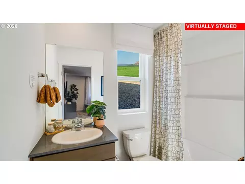 5761 Bainbridge Rd, Eugene, OR 97402 photo 20