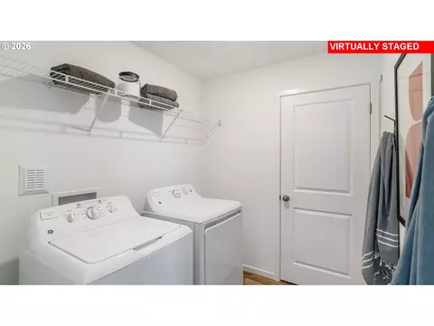 5761 Bainbridge Rd, Eugene, OR 97402 photo 15