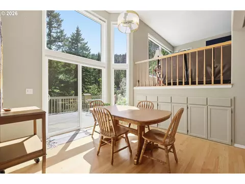 Dining - 721 Brookside Dr, Eugene, OR 97405 photo 1 of 4
