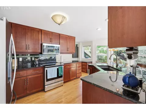 Kitchen - 721 Brookside Dr, Eugene, OR 97405 photo 1 of 6