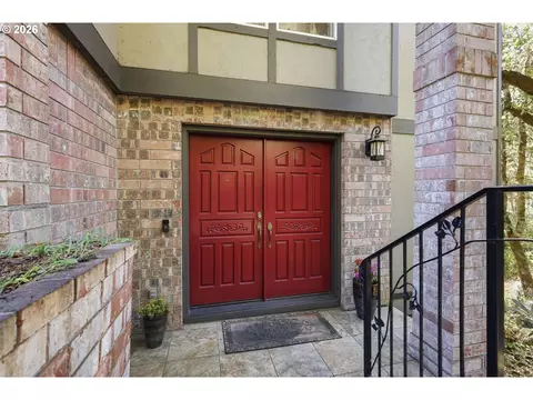 Entry Way - 721 Brookside Dr, Eugene, OR 97405 photo 1 of 3