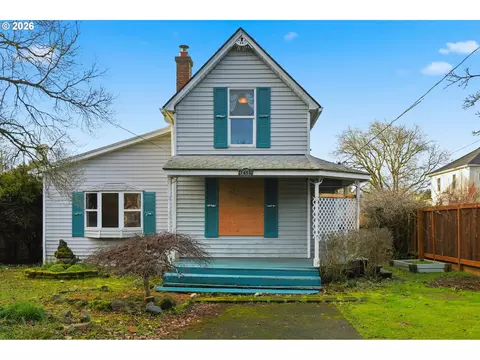 7453 N Stockton Ave, Portland, OR 97203