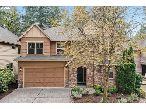 10956 SW Bretton Ct, Tigard, OR 97224
