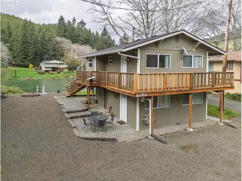 8190 S Siletz River Dr, Lincoln City, OR 97367