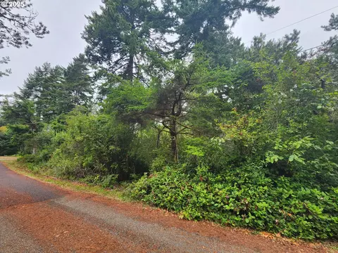 0 Sand Dune Park Dr #TL 800, Florence, OR 97439