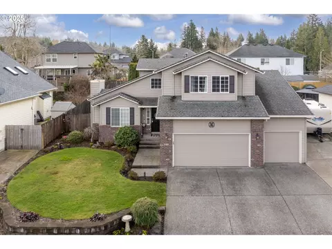 340 SW 37th Ter, Gresham, OR 97080