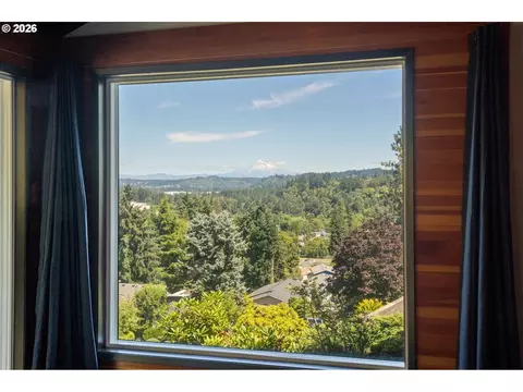 View/Area - 7700 Cason Ln, Gladstone, OR 97027 photo 2 of 3