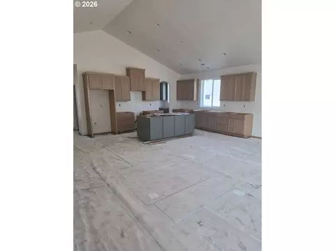 Other - 19045 Ochoco Ct #68, Sandy, OR 97055 photo 3 of 4