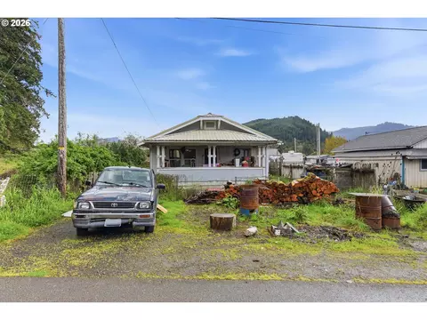 Other - 480 Poplar St, Powers, OR 97466 photo 2 of 4