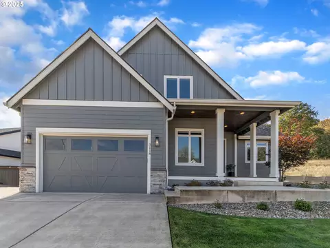 3118 SW 2nd St, Mcminnville, OR 97128