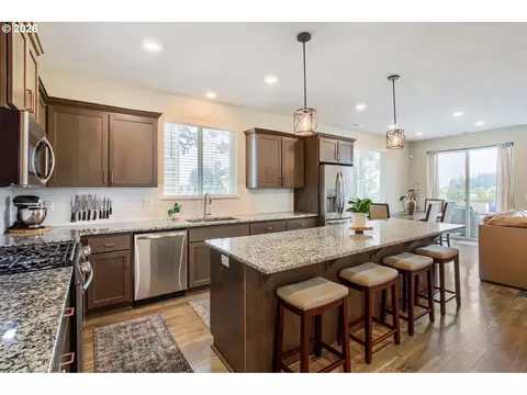 Kitchen - 38475 Maple St, Sandy, OR 97055 photo 1 of 3