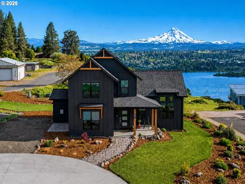 201 Sterling Blvd, White Salmon, WA 98672