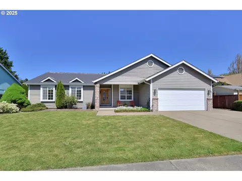 2688 Kalmia St, Eugene, OR 97404