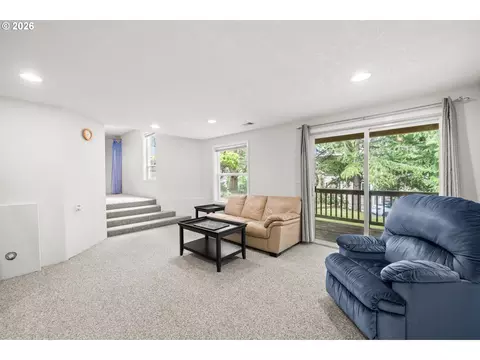 Living - 4233 SW 28th Ct, Gresham, OR 97080 photo 6 of 6