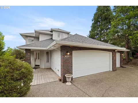 4233 SW 28th Ct, Gresham, OR 97080