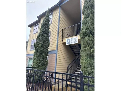 319 SE 162nd Ave #319, Portland, OR 97233