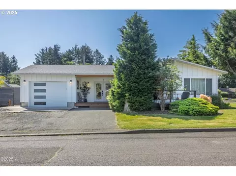 3100 NE 31st Ct, Lincoln City, OR 97367
