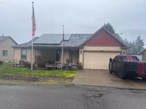 408 SW Oak St, Willamina, OR 97396
