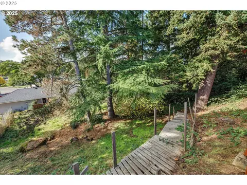Other - 1460 Cornell Ave, Gladstone, OR 97027 photo 6 of 7