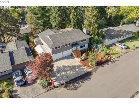 View/Area - 1460 Cornell Ave, Gladstone, OR 97027 photo 2 of 4