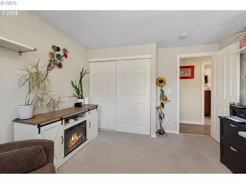 Other - 1460 Cornell Ave, Gladstone, OR 97027 photo 4 of 7