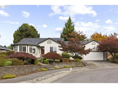 22271 NE Lachenview Ln, Fairview, OR 97024